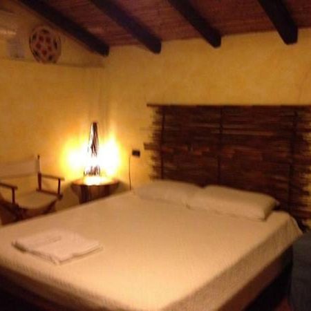 Szilvia Vendeghaz Otel Korosszakal Dış mekan fotoğraf