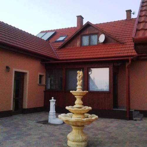 Szilvia Vendeghaz Otel Korosszakal Dış mekan fotoğraf