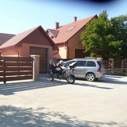Szilvia Vendeghaz Otel Korosszakal Dış mekan fotoğraf